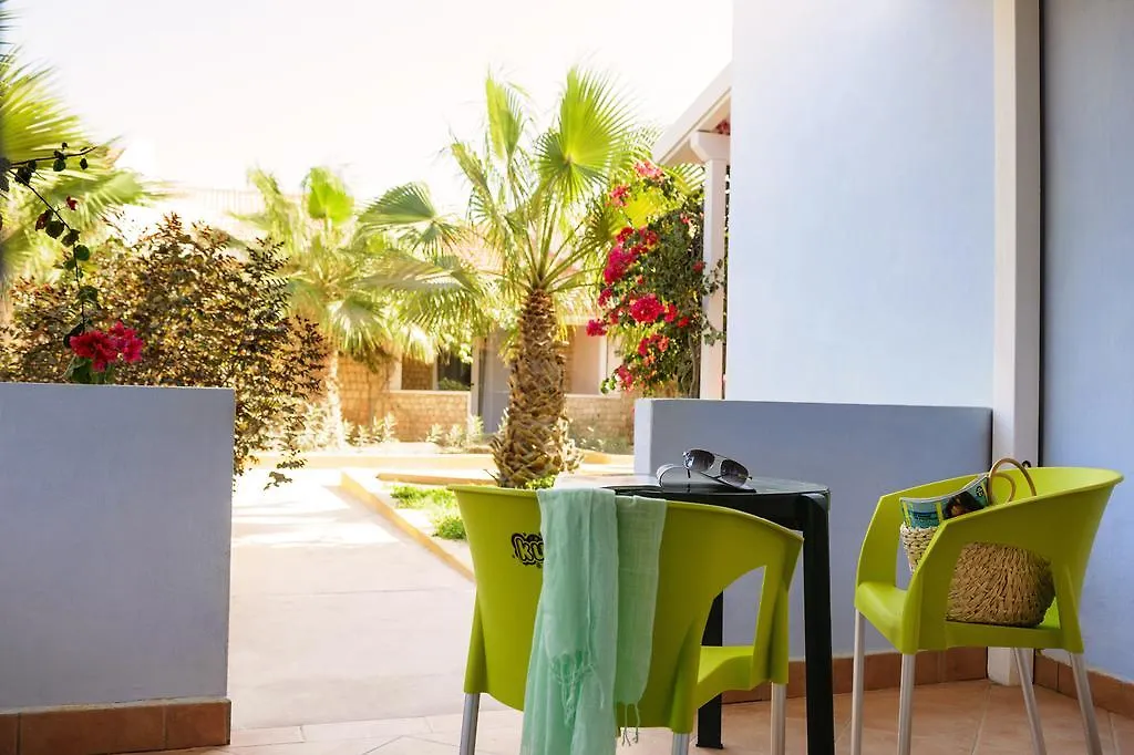 ****  Smartline Crioula Hotel Santa Maria Cape Verde