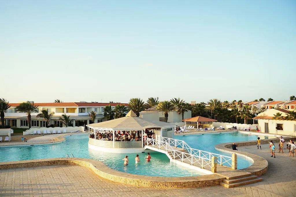 Smartline Crioula Hotel contacts